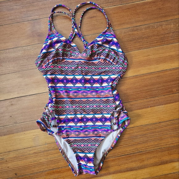 NWOT Colorful Azteck One Piece Swimsuit XS - Picture 1 of 3
